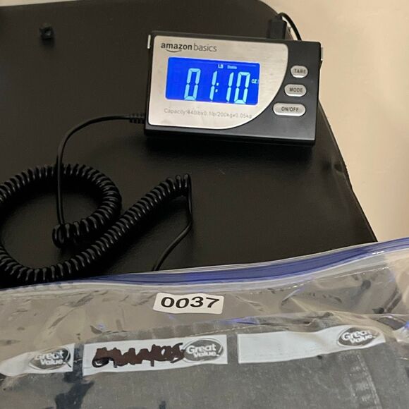 WRANGLER Men’s Jeans 31x34 Blue Classic Fit Straight Leg Denim Western Pants - Picture 12 of 12